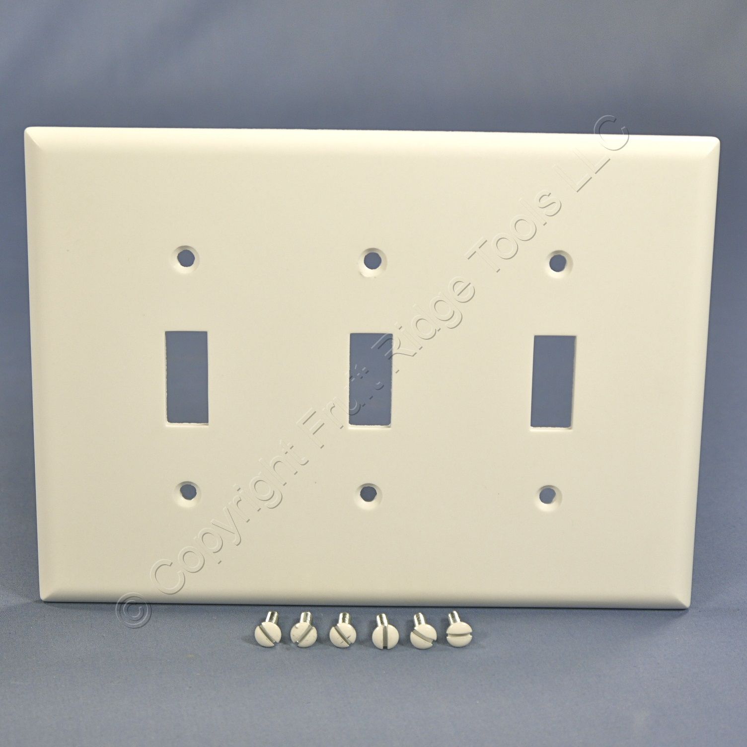 Hubbell Ivory Mid-Size Nylon Toggle Switch GFCI Decorator 2G Wallplate NPJ126I