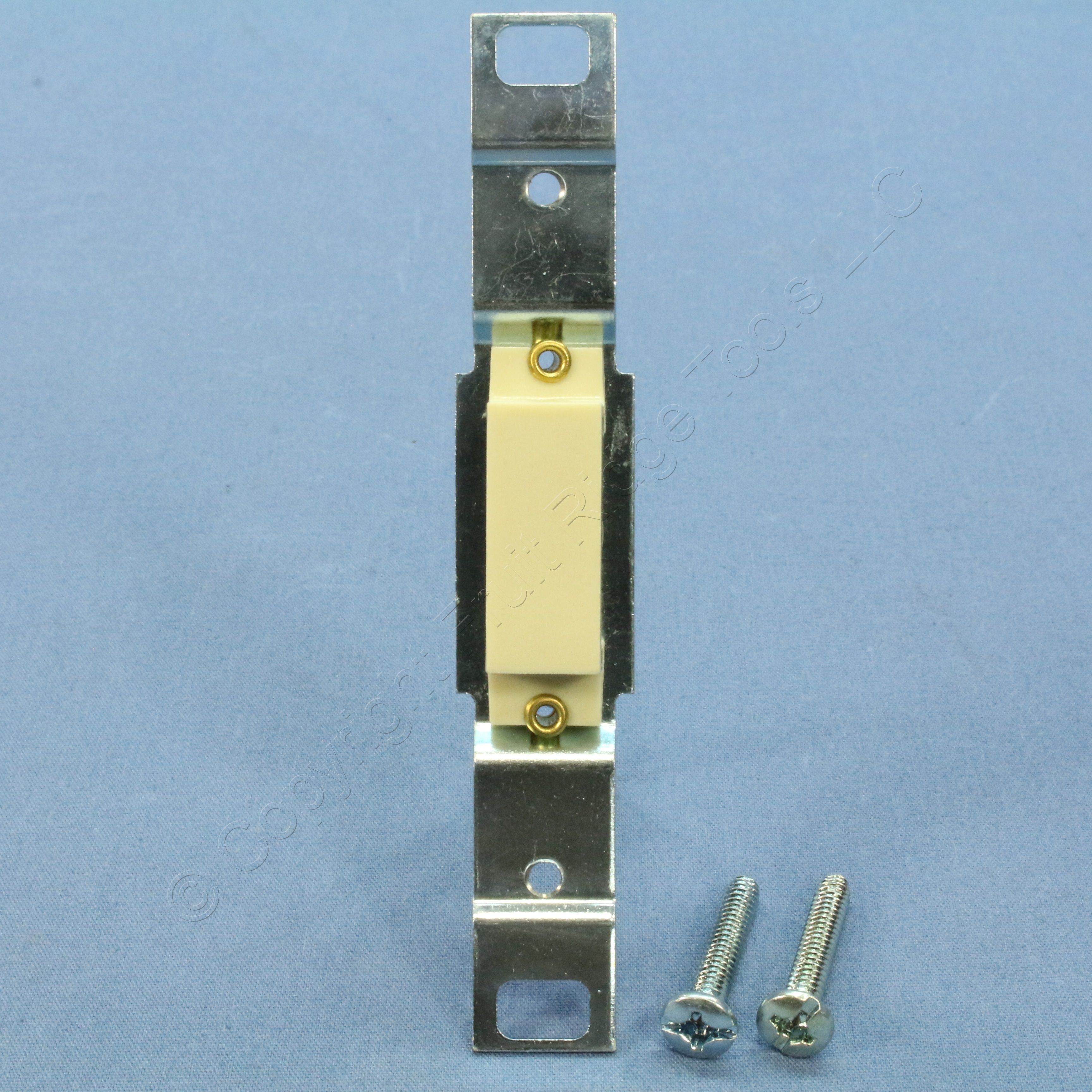 Hubbell Ivory Blank Standard Toggle Switch Wallplate Filler Insert