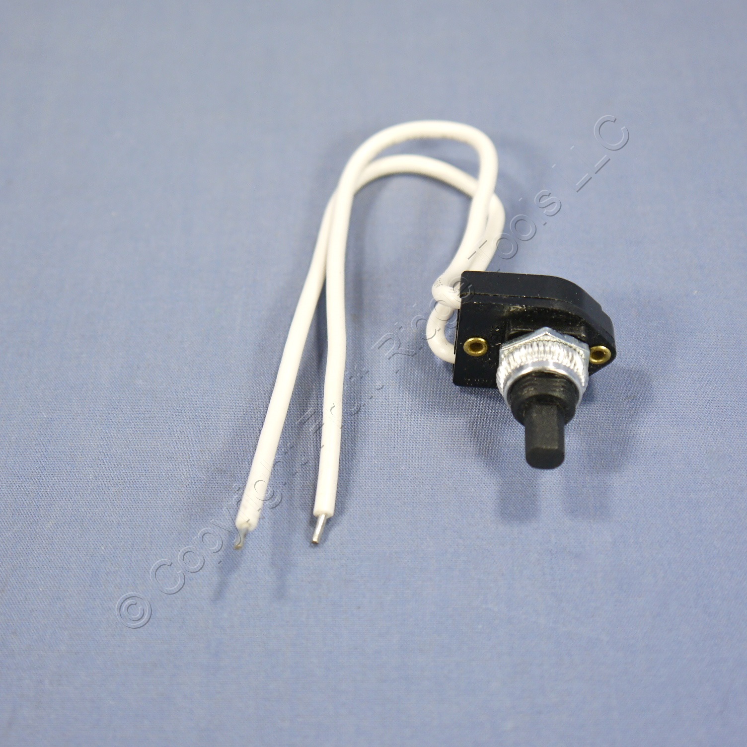 New Leviton Plastic Push Button Canopy Switch Momentary Normally ON 3A