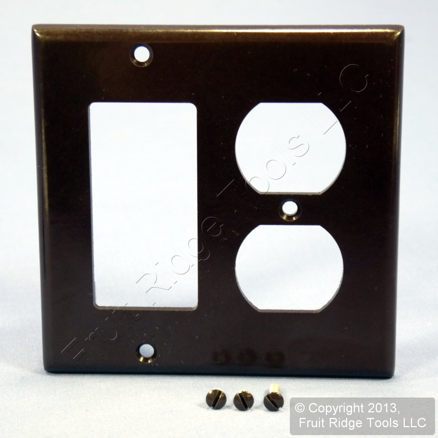 Leviton Decora Brown GFCI & Receptacle 2Gang Wallplate Outlet GFI