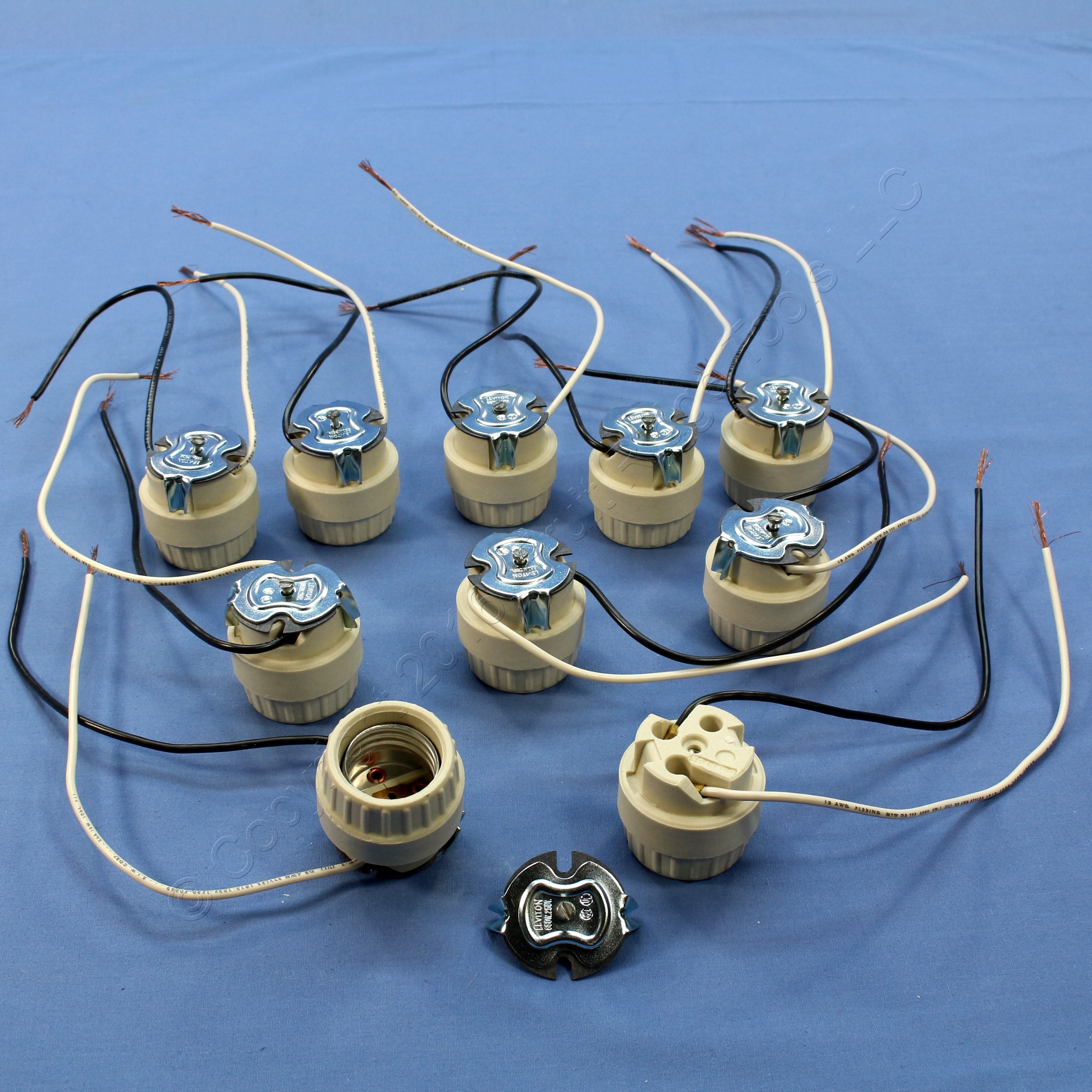 Porcelain Lamp Holder Installation