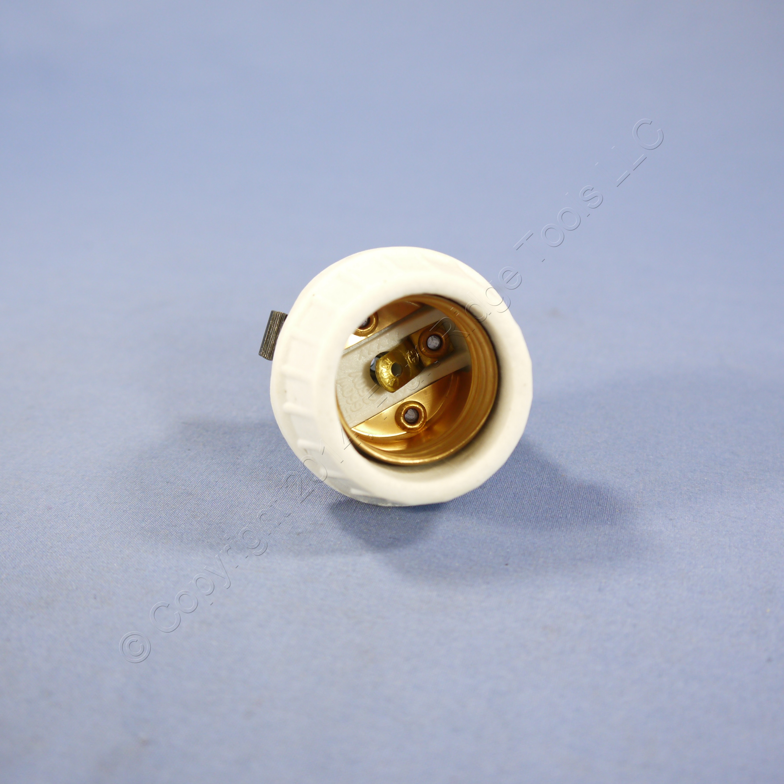 PORCELAIN Medium Base E26 Lamp Holder Light Socket w/ 3/8 IP Cap ~ by PLD 