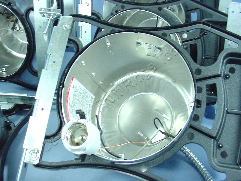 New Lithonia 6" Recessed Aluminum Can Light Housing w/ Thermoplastic