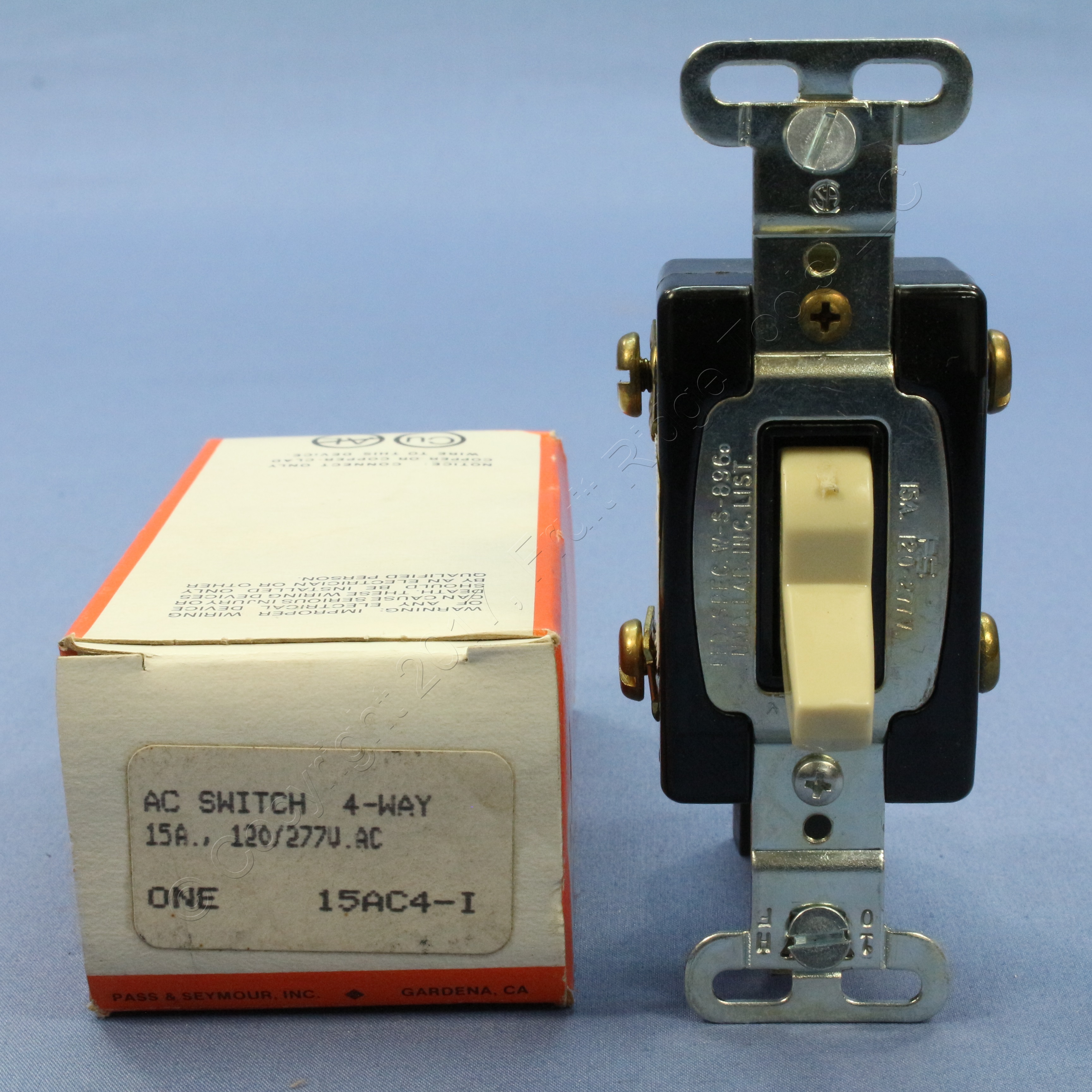 New Pass and Seymour Ivory INDUSTRIAL 4WAY Toggle Wall Light Switch