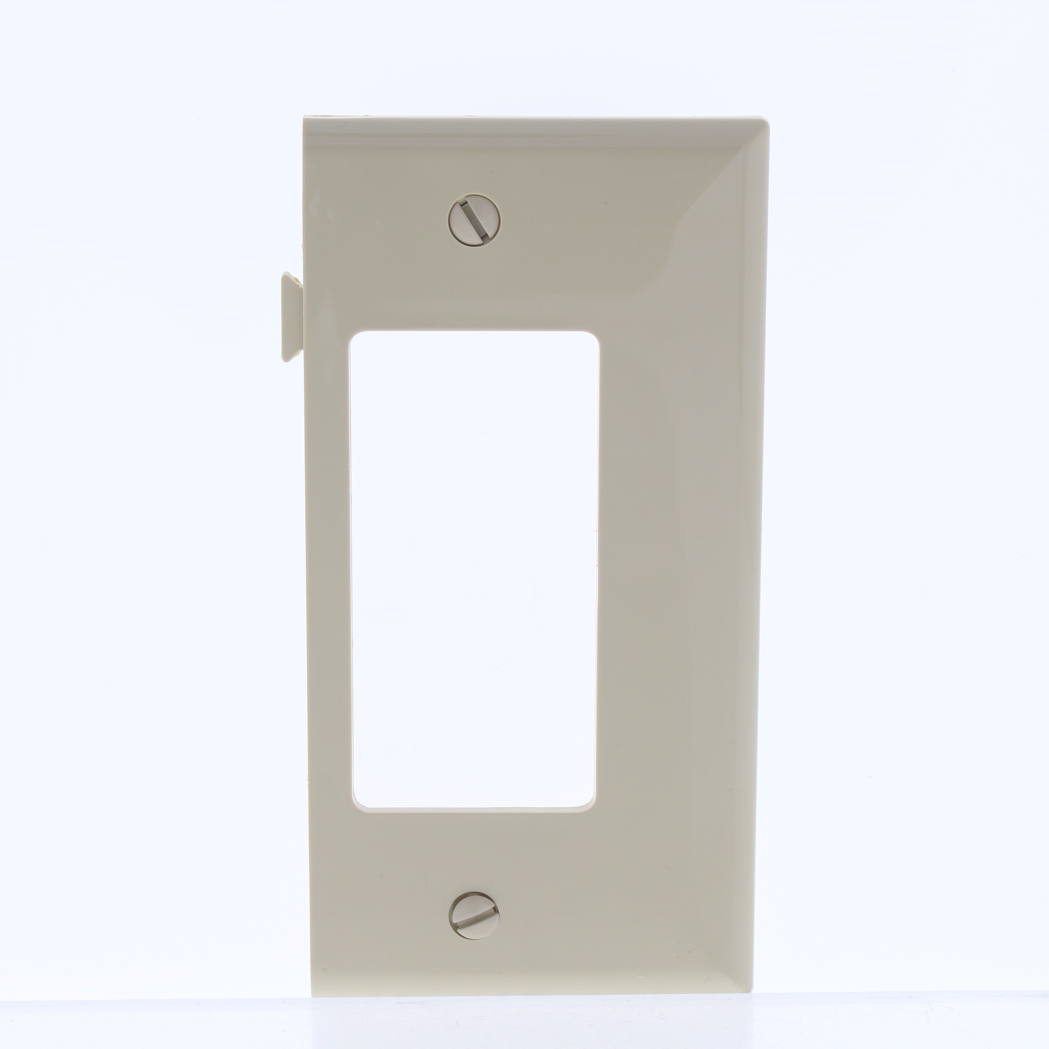 Cooper STE26V Ivory 1-Gang Decorator GFCI Thermoplastic Mid-Size Wallplate Cover