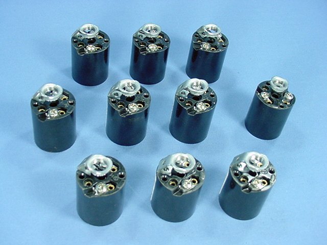 10 Leviton Phenolic Lamp Holders Light Sockets Hickey E26 Medium Base 3352-8